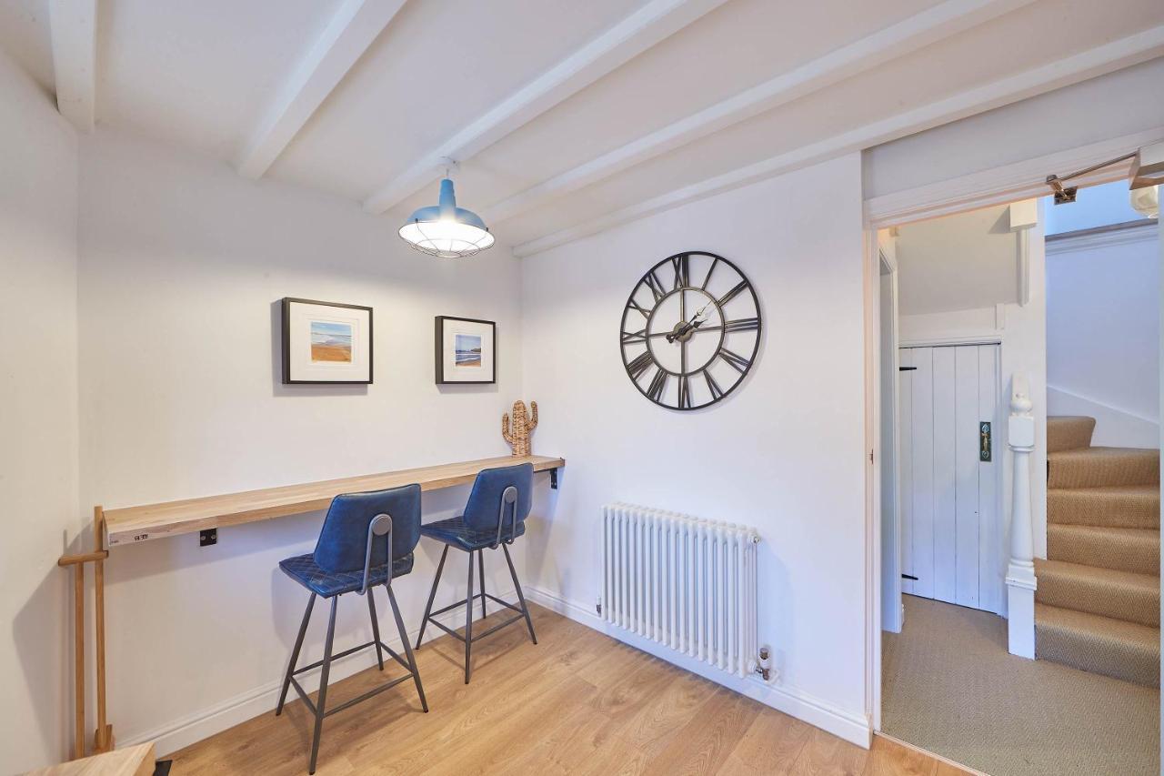 Host & Stay - Abbey View Cottage Уитби Екстериор снимка
